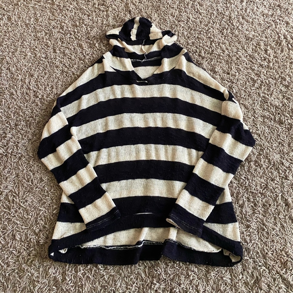 lightweight sweater